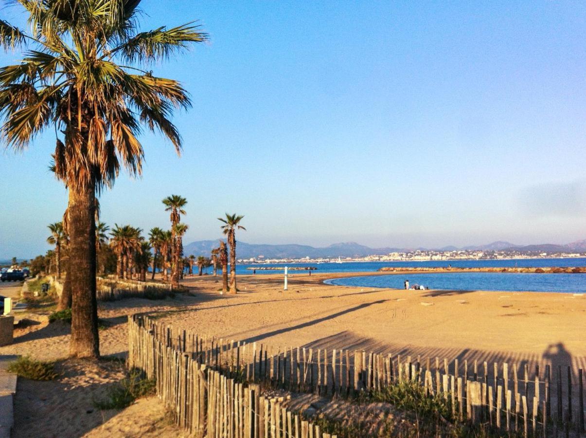 Maison Charmante A Cogolin Avec Vue Sur La Mer Et Piscine エクステリア 写真
